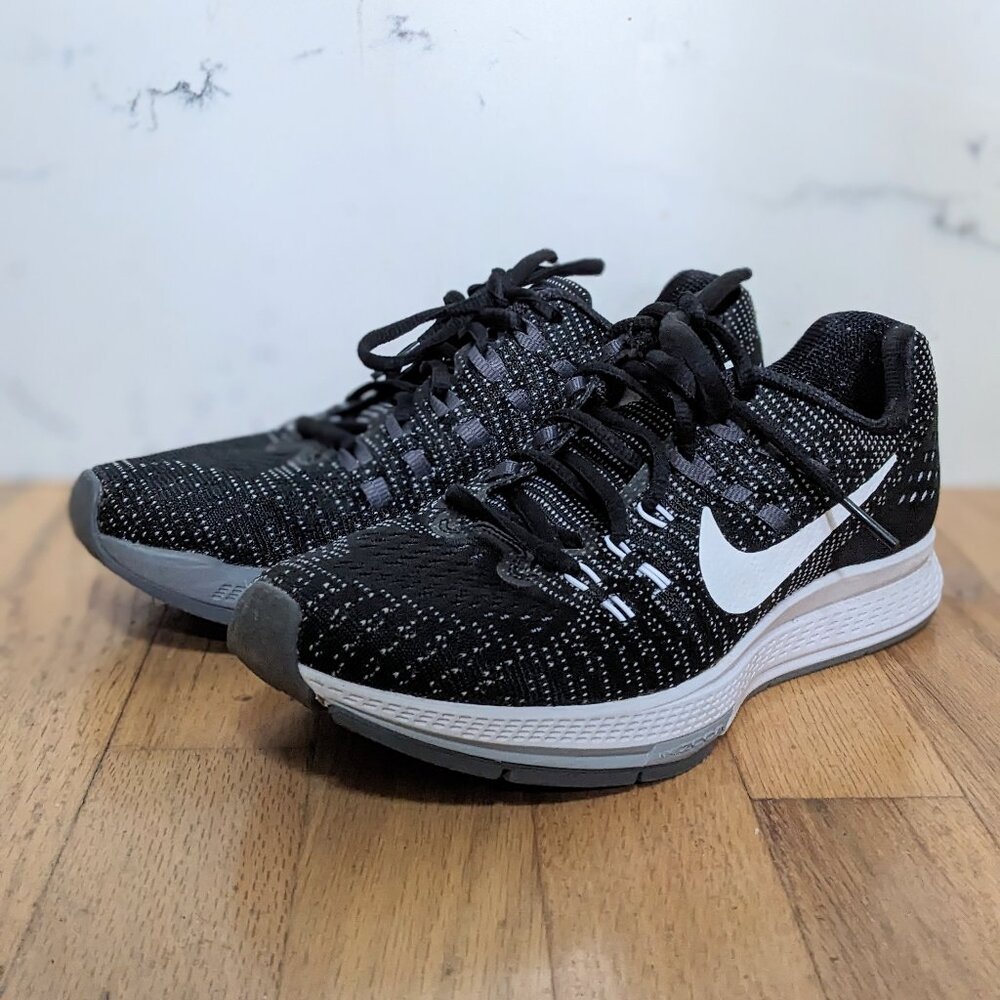 NIKE Air Zoom Structure 19 Sneaker | Running Shoe | Black & White, US 7.5